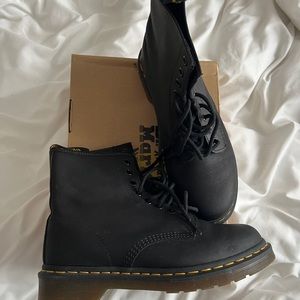 DR. MARTENS 1460 LACE UP BOOTS Men